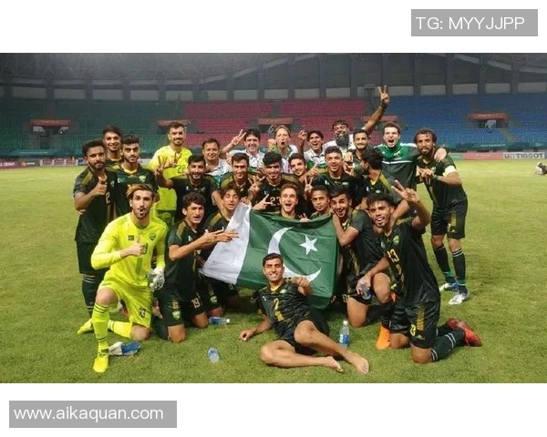 成都足球队强势崛起荣登足球力量排行榜第六名