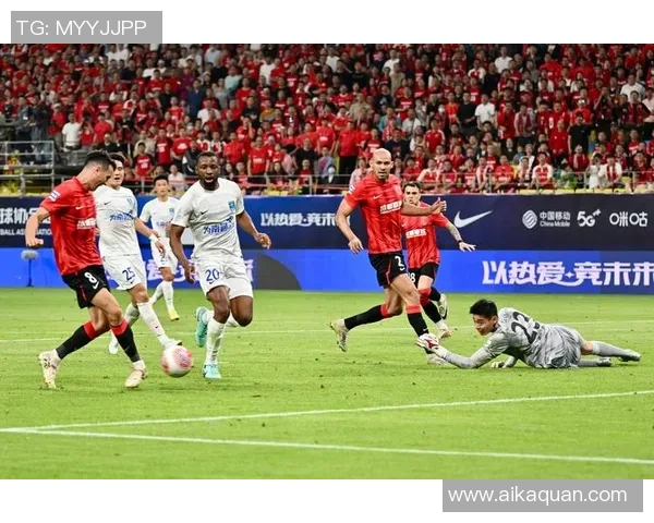 成都足球队灵活性对比分析揭示战术优势与发展潜力