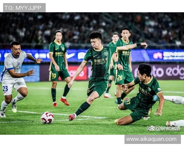 成都足球队逆袭之路揭秘：从低谷到冠军赛的辉煌历程