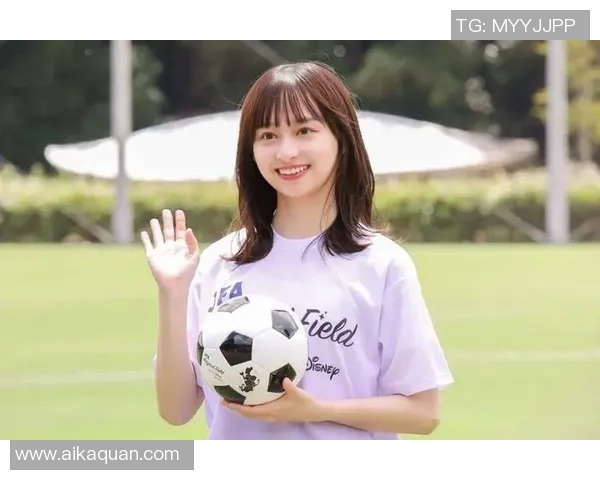 拍足球明星同款体验与偶像同场竞技的独特魅力与乐趣