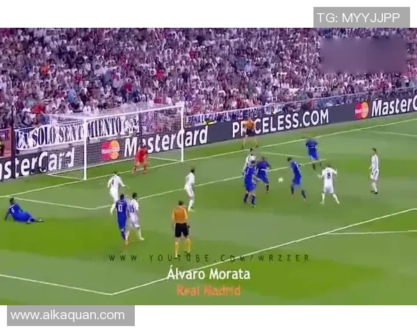 探讨当今外国足球明星的影响力与成就分析